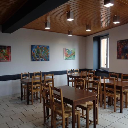 Auberge Des Genets D'Or Ranchal Bagian luar foto