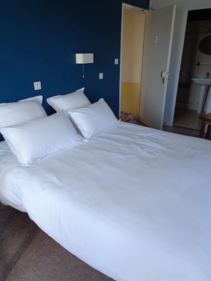 Auberge Des Genets D'Or Ranchal Bagian luar foto